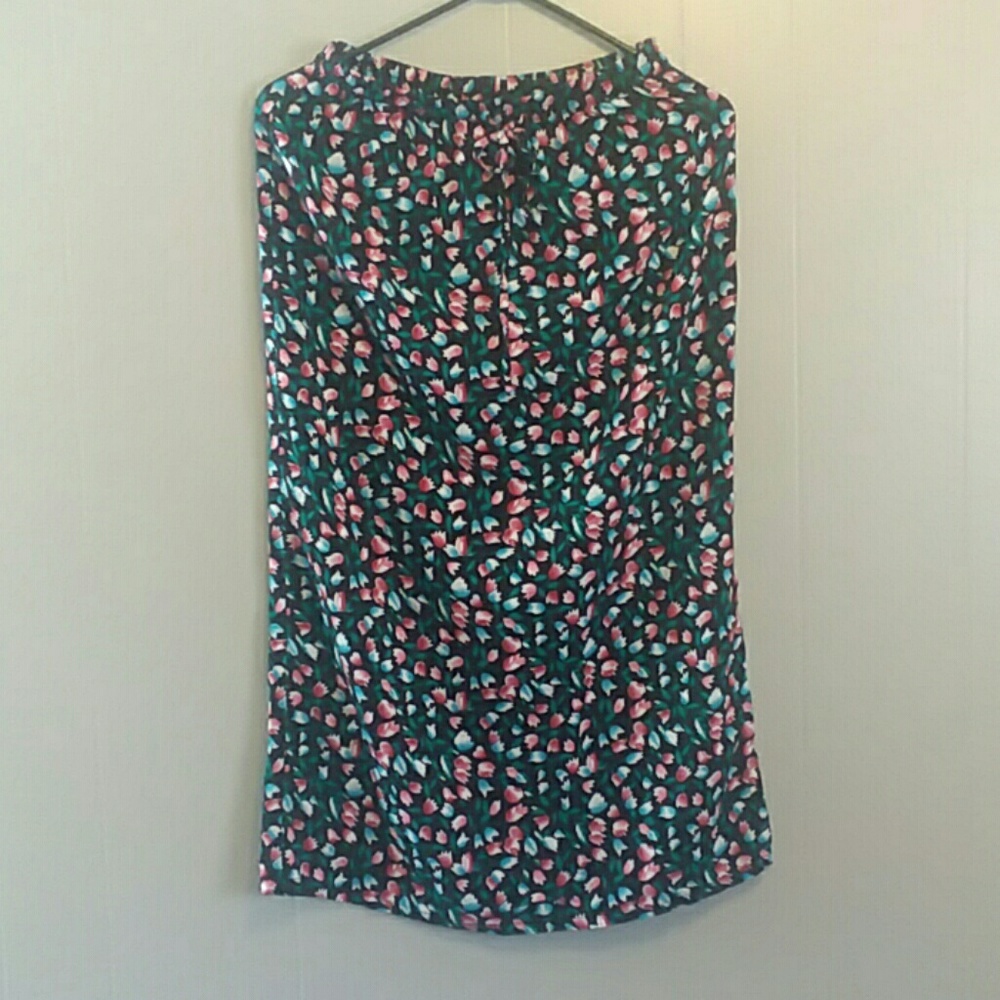 Women's small, long skirt.